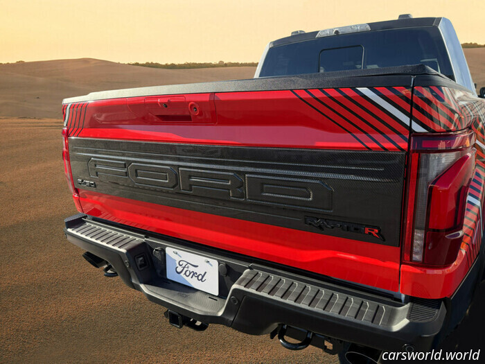 Единственное, что пожирает 900‑сильный Ford Raptor R — здравый смысл | Carscoops